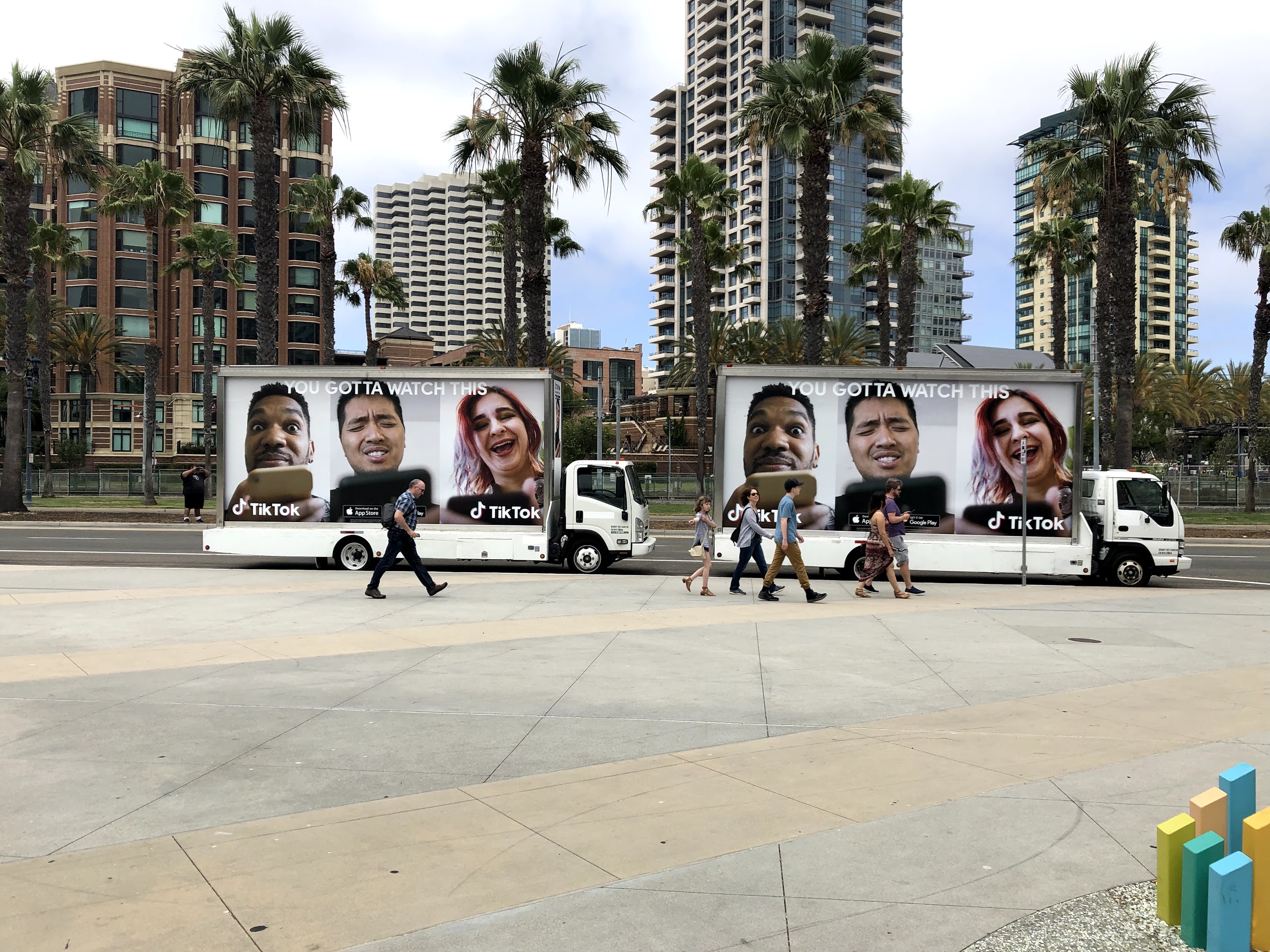 Mobile Billboards of North America® logo
