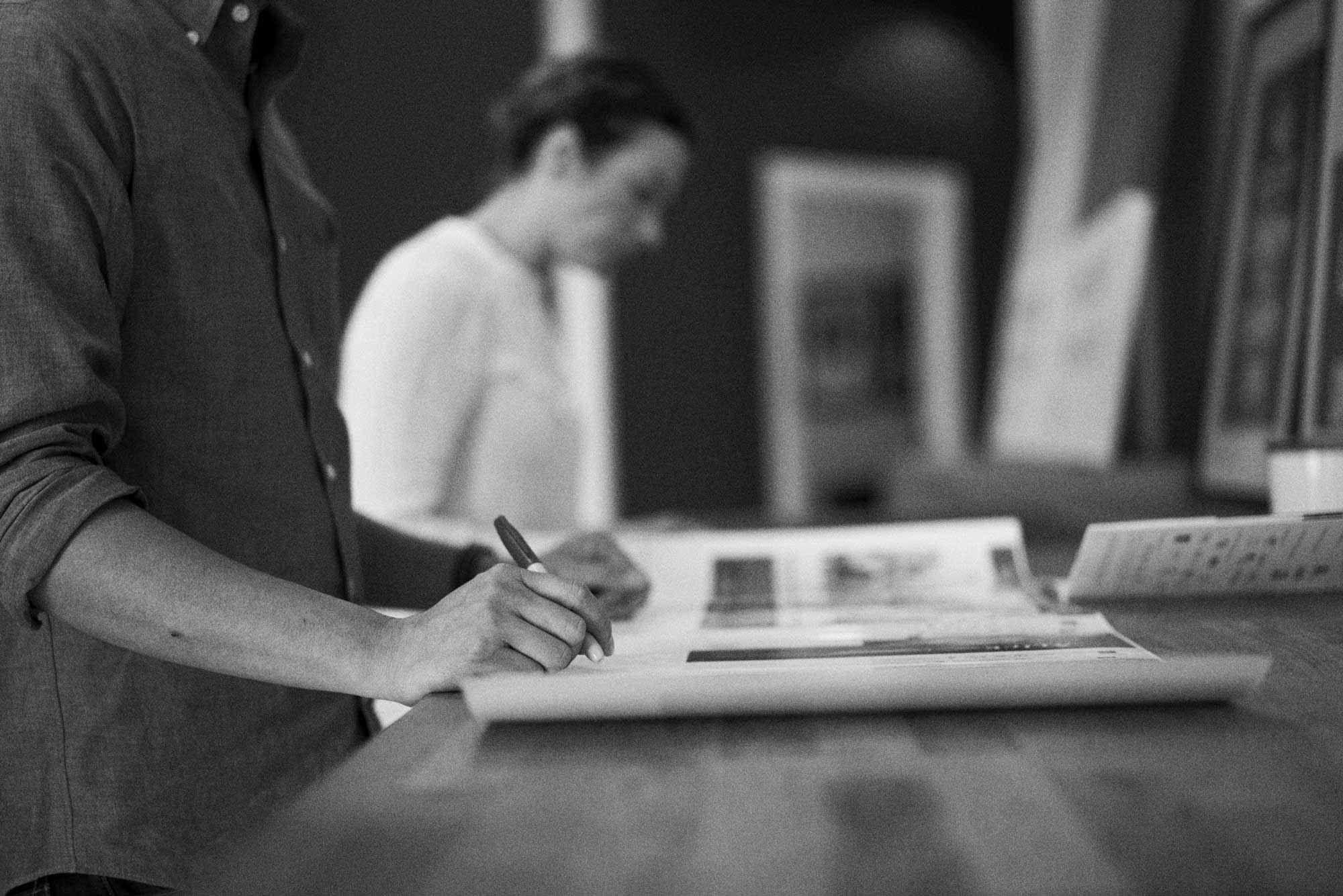 Frank &amp; Victor Design logo