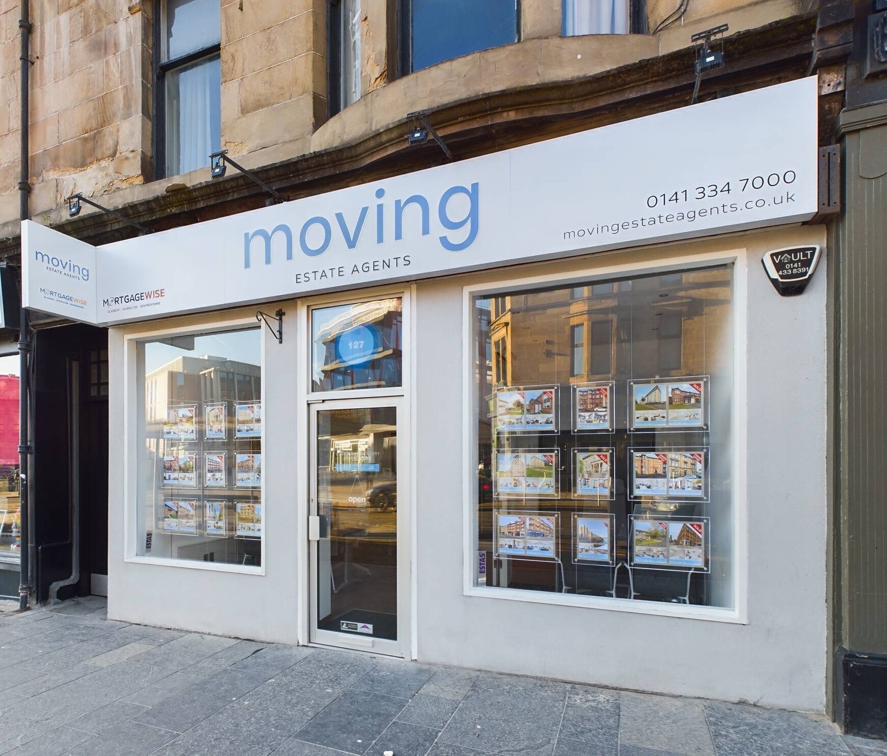 Moving Estate Agents logo