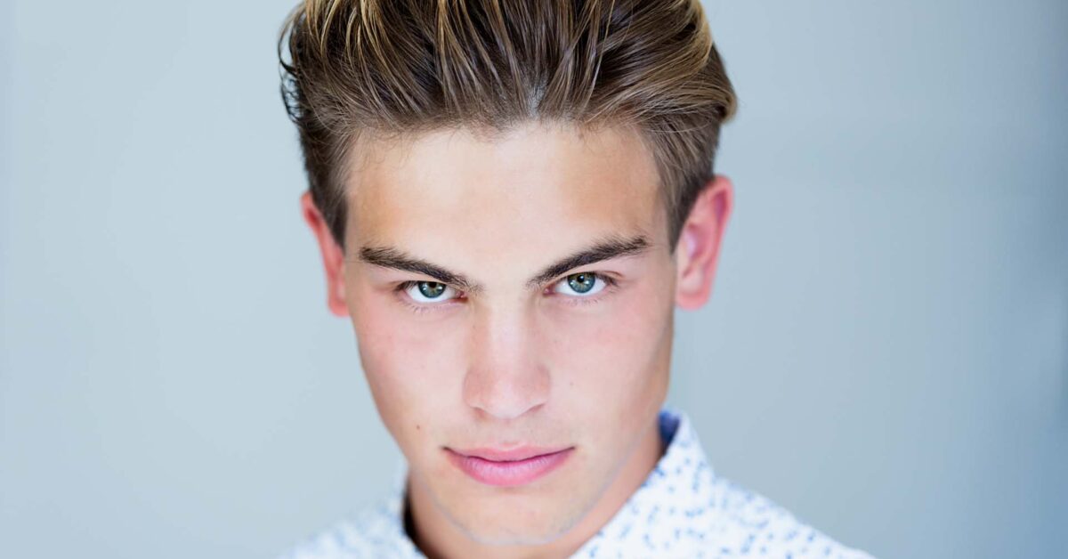 Headshots NYC by Deutsch logo