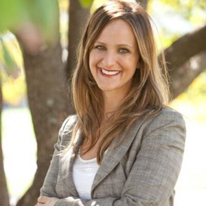 Alvarez De Bennett Law logo